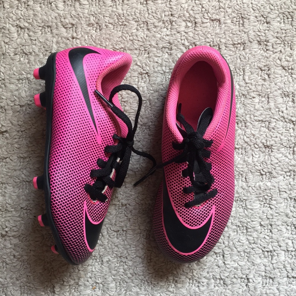 NIKE cleats
